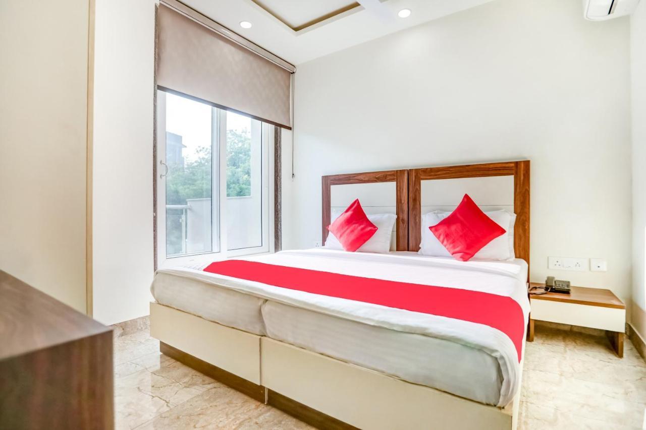 Flagship Happy Inn Delhi  Exterior photo